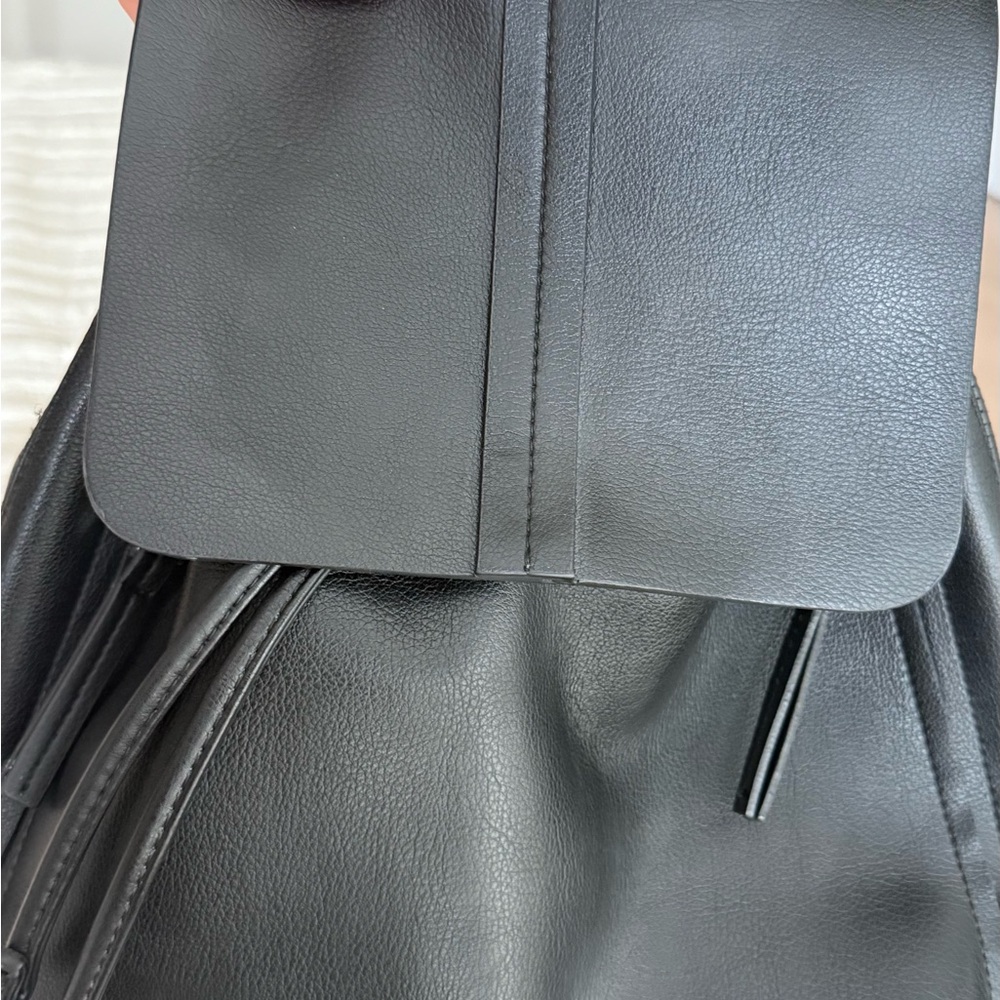 Zara Black Leather-Look Women's Backpack